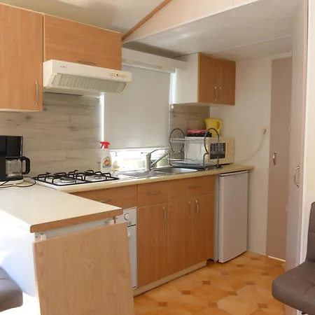 Farma Bungalow Saint-Andre-d'Allas